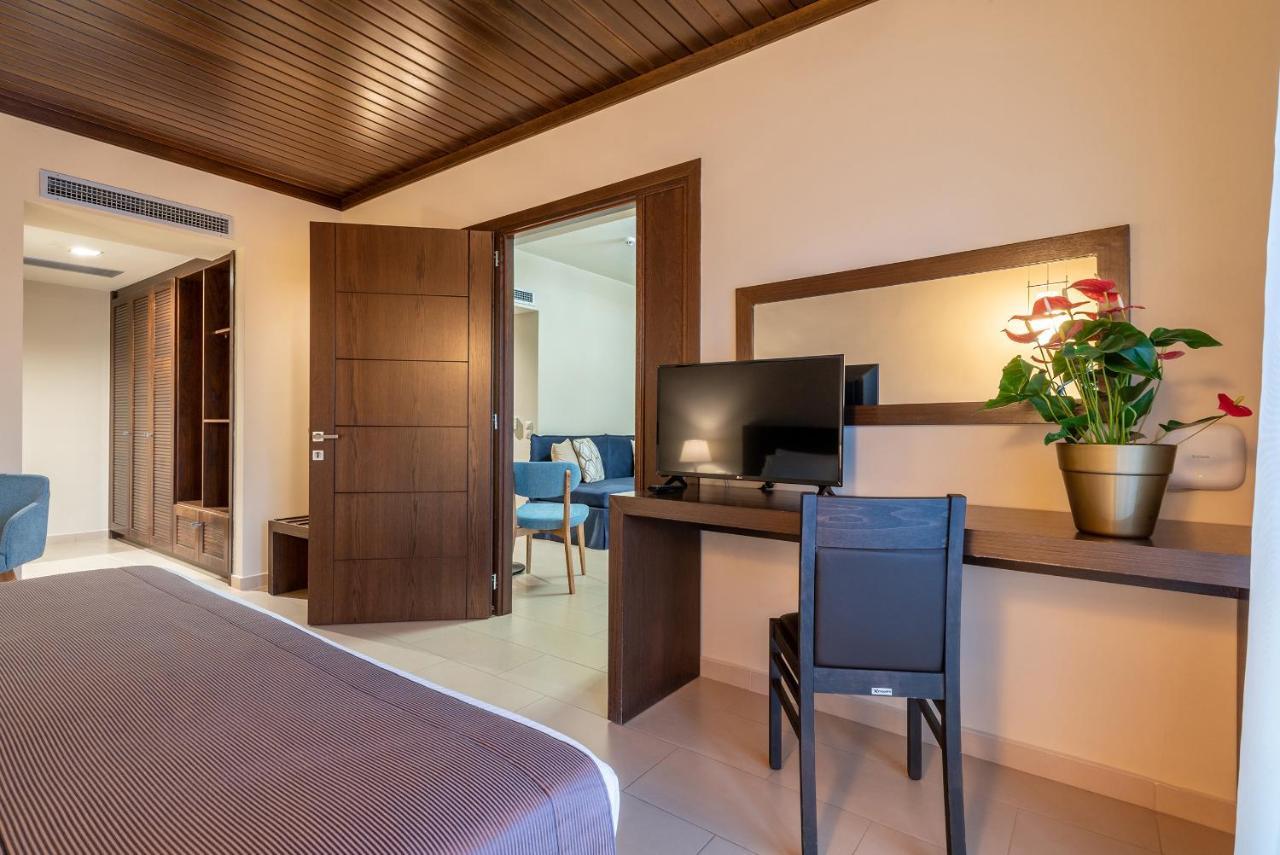 Porto Plaza 4*