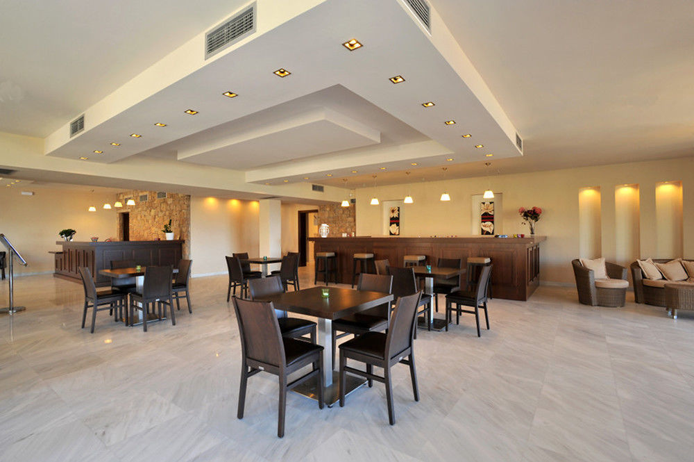 Porto Plaza 4*