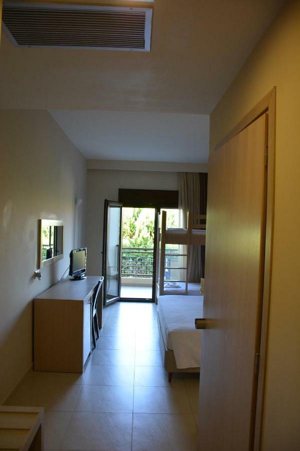 Porto Plaza 4*